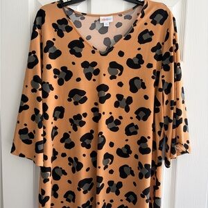 LuLaRoe Tan and Black Patterned Top